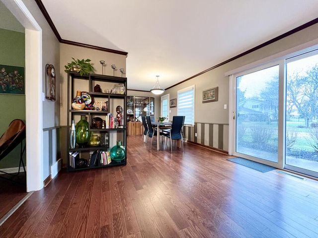 12558 N Woodland DRIVE, Mequon, WI 53092