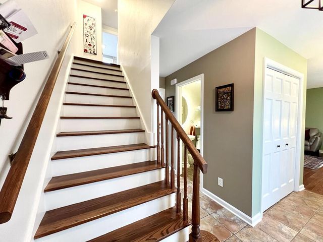 12558 N Woodland DRIVE, Mequon, WI 53092