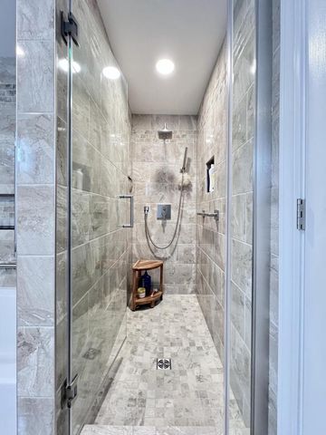 12558 N Woodland DRIVE, Mequon, WI 53092