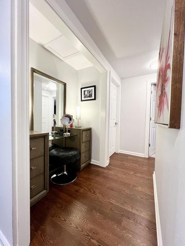 12558 N Woodland DRIVE, Mequon, WI 53092