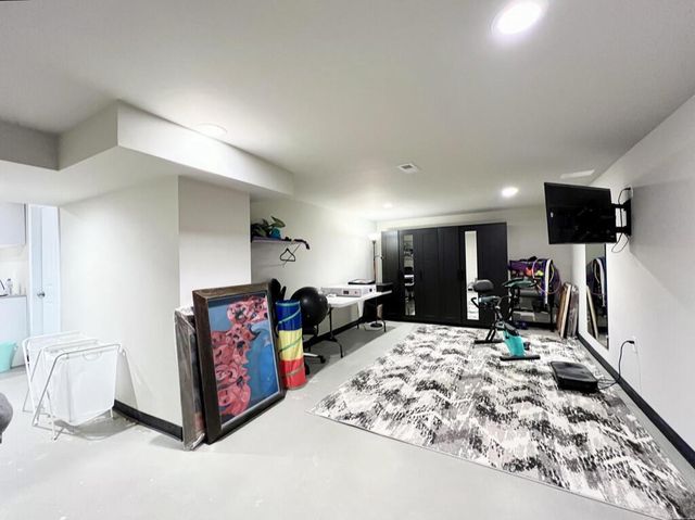 12558 N Woodland DRIVE, Mequon, WI 53092