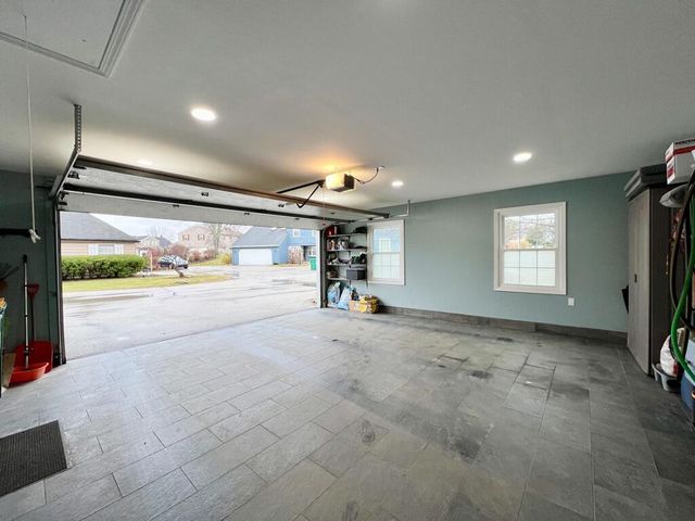 12558 N Woodland DRIVE, Mequon, WI 53092
