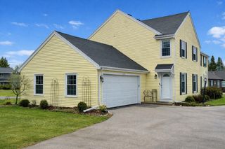 12558 N Woodland DRIVE, Mequon, WI 53092