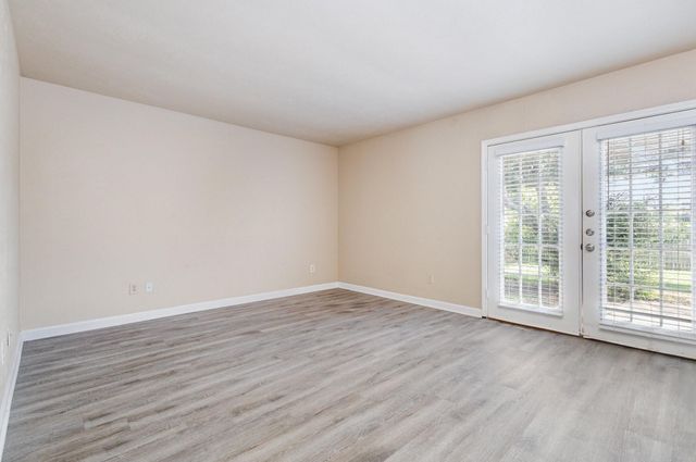 732 Cambridge Drive, Plano, TX 75023