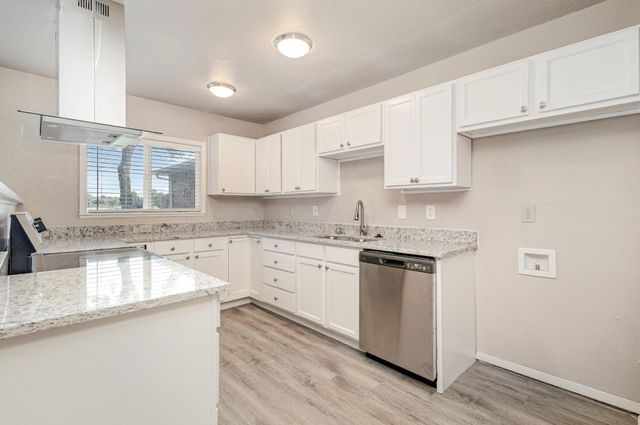 732 Cambridge Drive, Plano, TX 75023