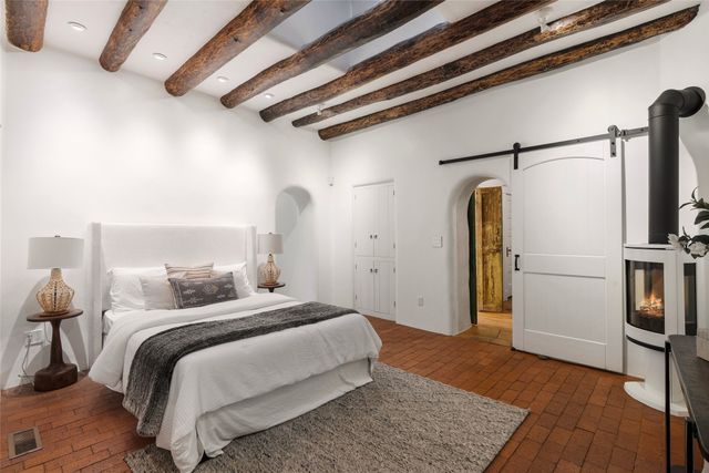 517 Hillside Avenue, Santa Fe, NM 87501