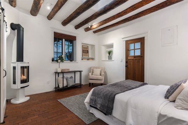 517 Hillside Avenue, Santa Fe, NM 87501