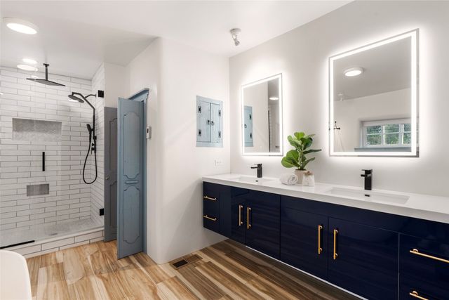 517 Hillside Avenue, Santa Fe, NM 87501
