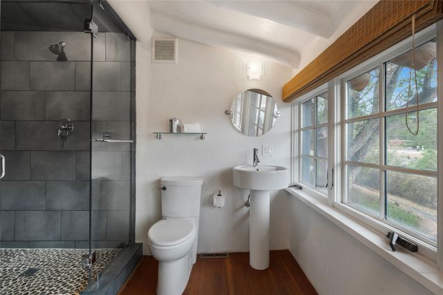 517 Hillside Avenue, Santa Fe, NM 87501