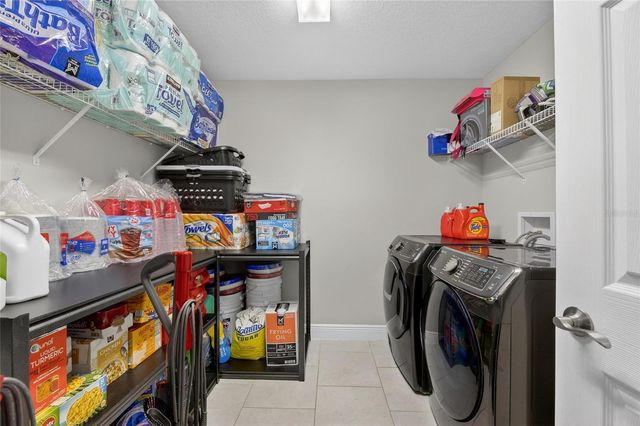 12444 HORSESHOE BEND DRIVE, Lithia, FL 33547