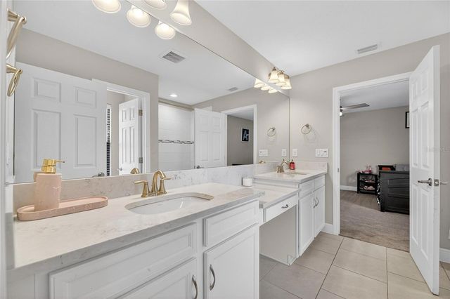 12444 HORSESHOE BEND DRIVE, Lithia, FL 33547