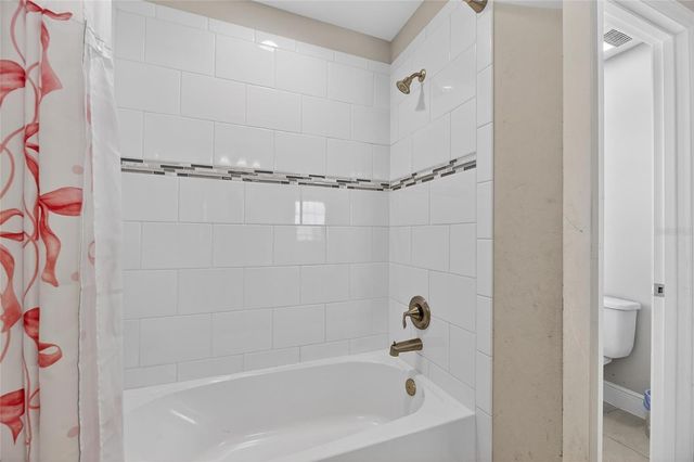 12444 HORSESHOE BEND DRIVE, Lithia, FL 33547