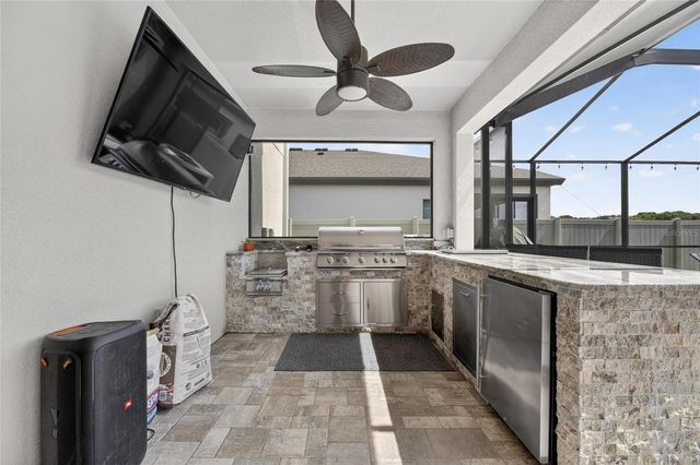 12444 HORSESHOE BEND DRIVE, Lithia, FL 33547