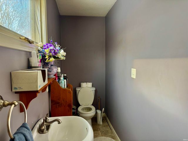 1010 Jefferson Street, Rochester, IN 46975