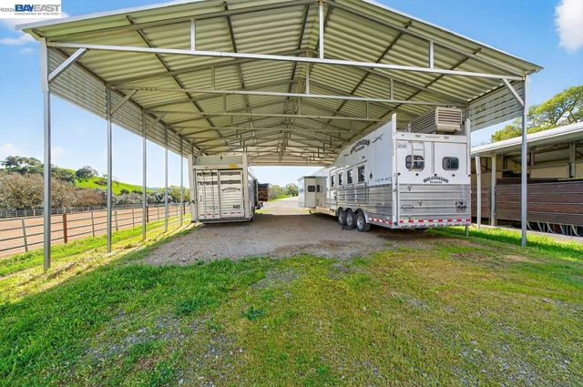 10700 Foothill Rd, Sunol, CA 94586