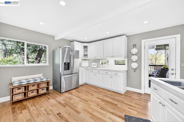 10700 Foothill Rd, Sunol, CA 94586