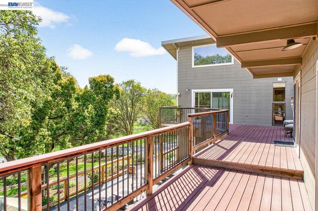 10700 Foothill Rd, Sunol, CA 94586