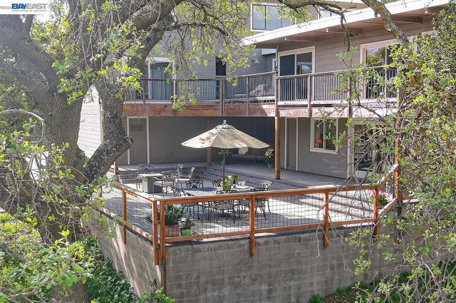 10700 Foothill Rd, Sunol, CA 94586