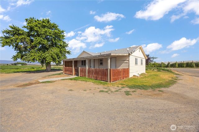 19527 Road 10.5 NW, Quincy, WA 98848