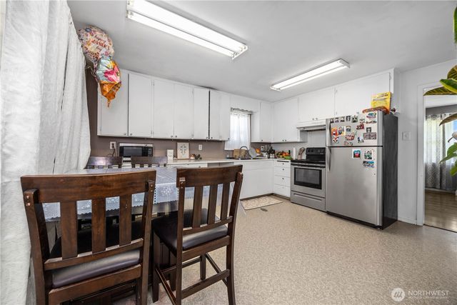 19527 Road 10.5 NW, Quincy, WA 98848