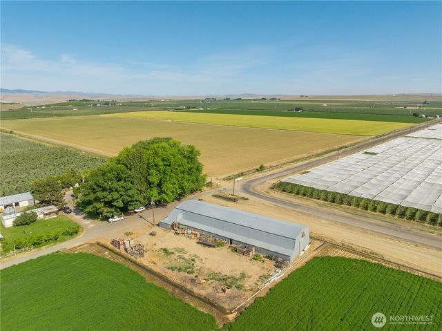 19527 Road 10.5 NW, Quincy, WA 98848