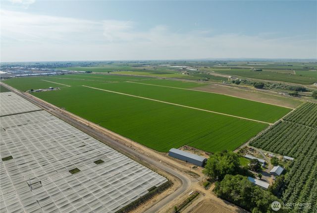 19527 Road 10.5 NW, Quincy, WA 98848