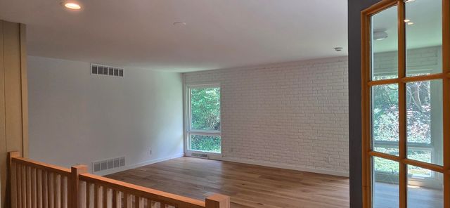 124 Diana Road, Portage, IN 46368
