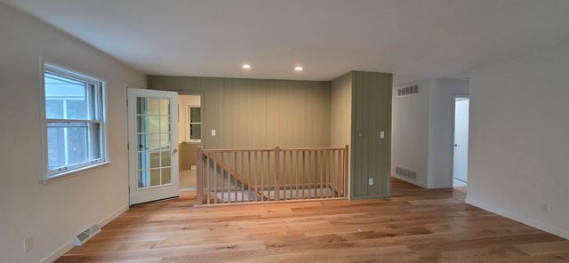 124 Diana Road, Portage, IN 46368
