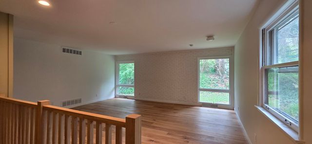 124 Diana Road, Portage, IN 46368