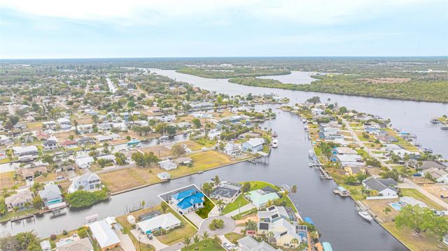 2107 SAINT CROIX AVENUE, Fort Myers, FL 33905