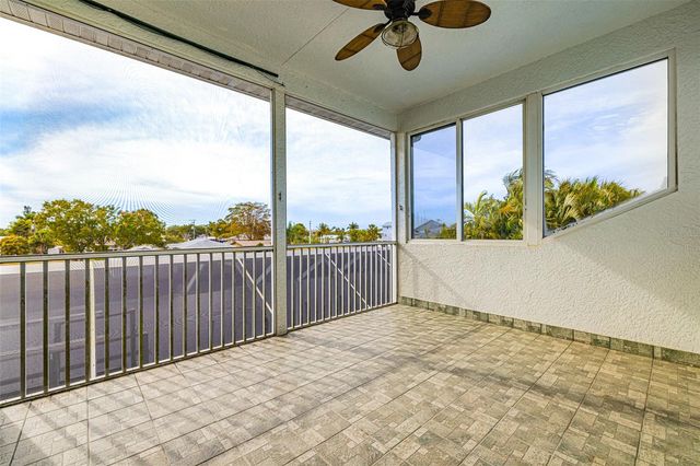 2107 SAINT CROIX AVENUE, Fort Myers, FL 33905