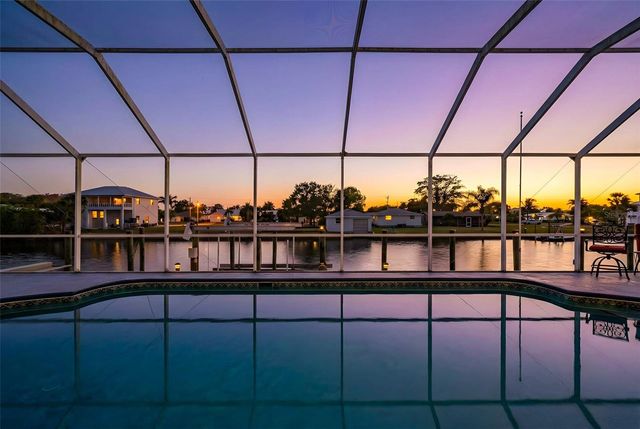 2107 SAINT CROIX AVENUE, Fort Myers, FL 33905