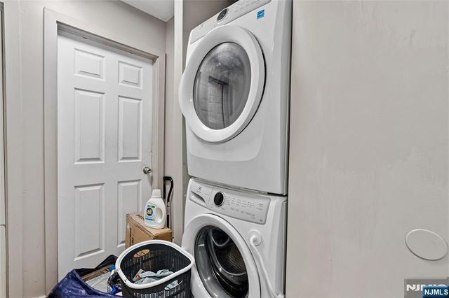 82 Garfield Avenue, Jersey City, NJ 07305