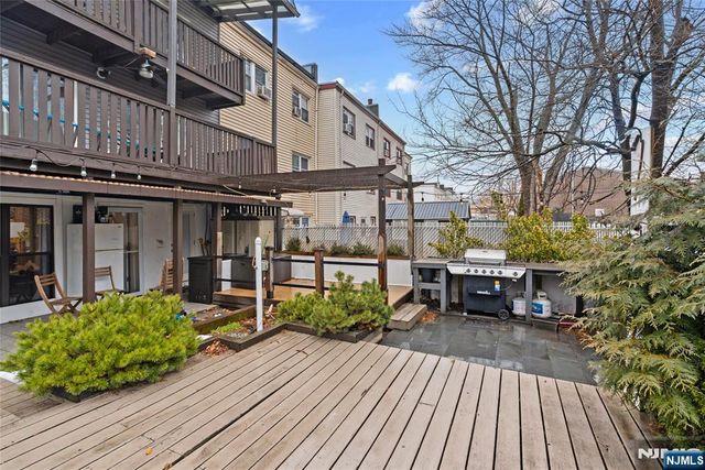 82 Garfield Avenue, Jersey City, NJ 07305