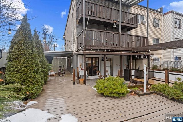 82 Garfield Avenue, Jersey City, NJ 07305