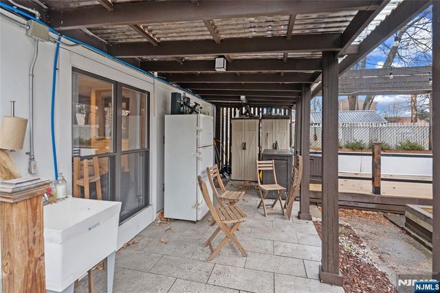 82 Garfield Avenue, Jersey City, NJ 07305