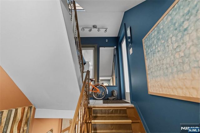 82 Garfield Avenue, Jersey City, NJ 07305