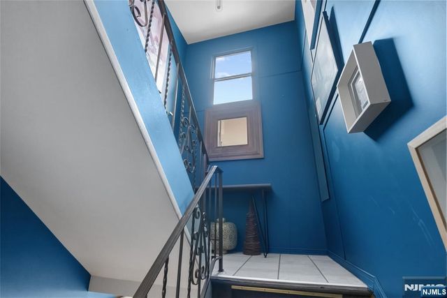 82 Garfield Avenue, Jersey City, NJ 07305