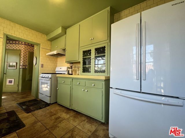 5127 Valley Ridge Avenue, View Park, CA 90043