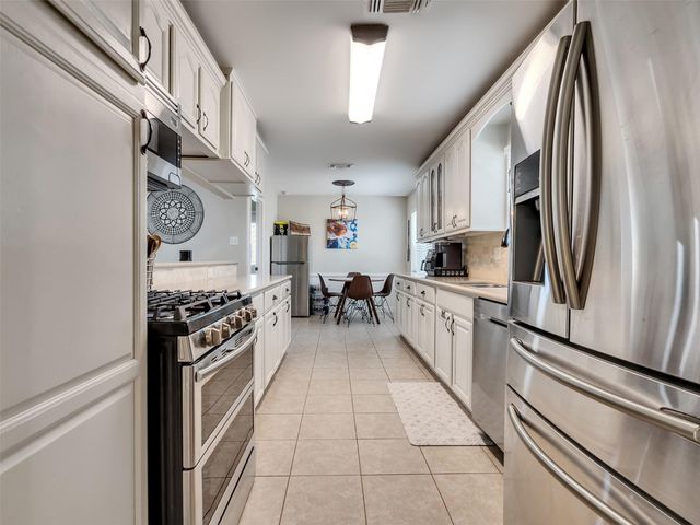 2811 Quincannon Lane, Houston, TX 77043