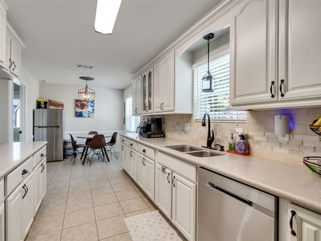 2811 Quincannon Lane, Houston, TX 77043