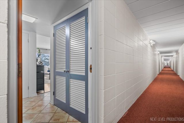 127 N Wolf Road 60A, Wheeling, IL 60090