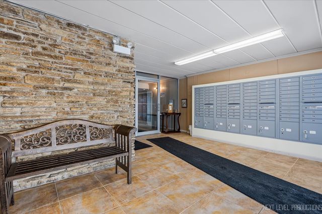 127 N Wolf Road 60A, Wheeling, IL 60090