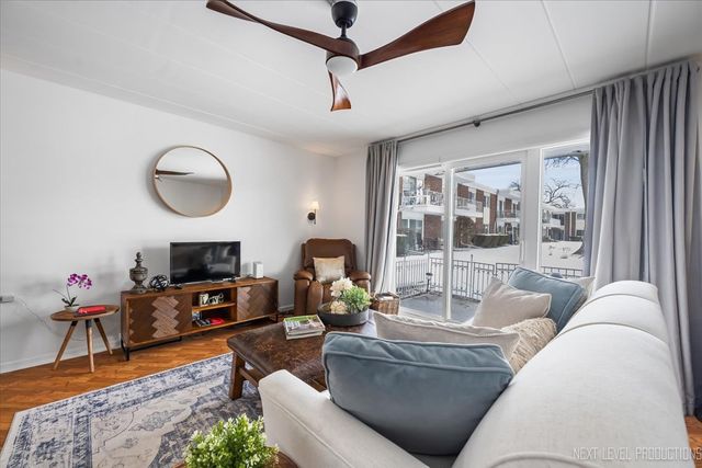 127 N Wolf Road 60A, Wheeling, IL 60090