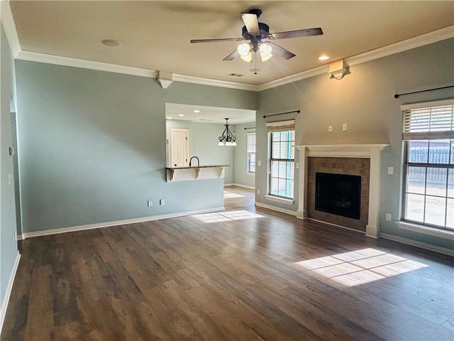 1209 SW Eventide Street, Bentonville, AR 72712