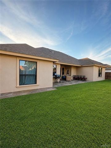 911 Red River Street, Mission, TX 78572
