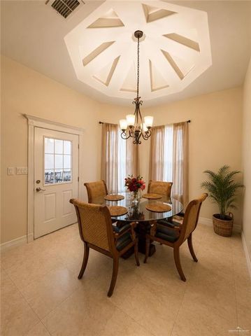911 Red River Street, Mission, TX 78572
