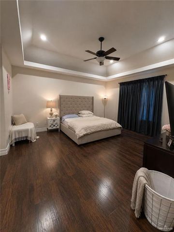 911 Red River Street, Mission, TX 78572