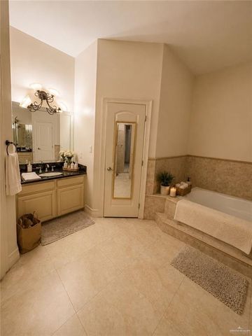 911 Red River Street, Mission, TX 78572