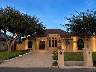 911 Red River Street, Mission, TX 78572